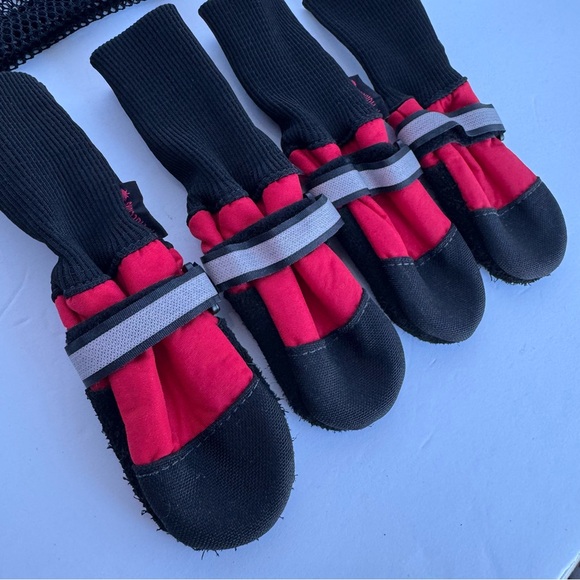 Muttluks Winter Dog Boots Sz Small Snow Ice Walking Booties Christmas Gift NWT - Picture 2 of 10